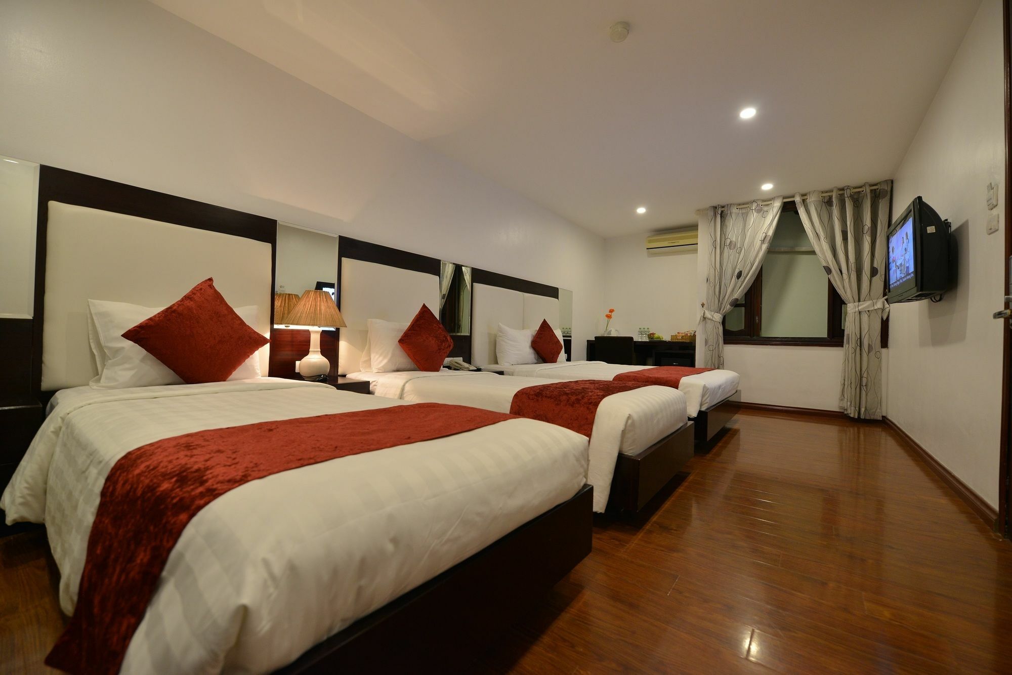Отель Amorita Boutique & Travel 3*